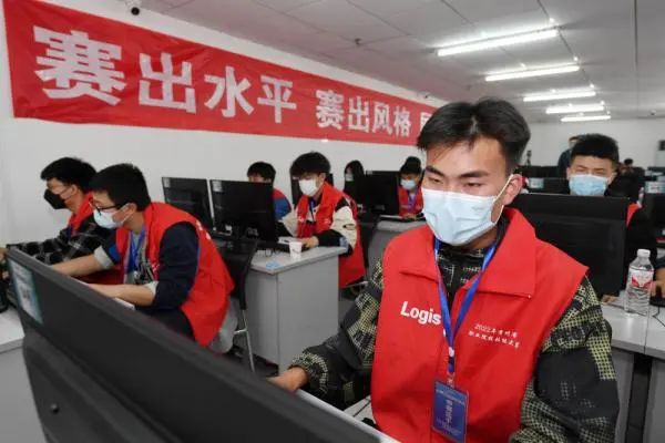 新职业教育法如何贯彻落实?回应来了!